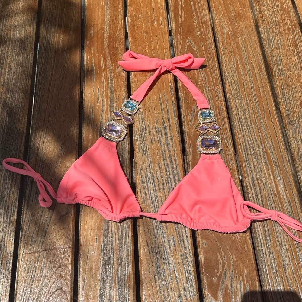 BEACH BUNNY CORAL TRI TOP🧡💜🩷